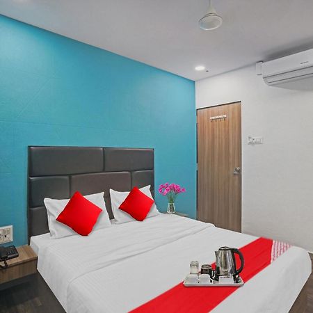 Hotel O Infinity Szúrat Kültér fotó